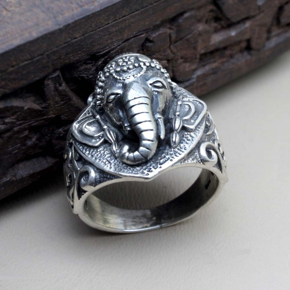 Big Lord Ganesha Idol statue Oxidized 925 Sterling Silver Unisex Ring