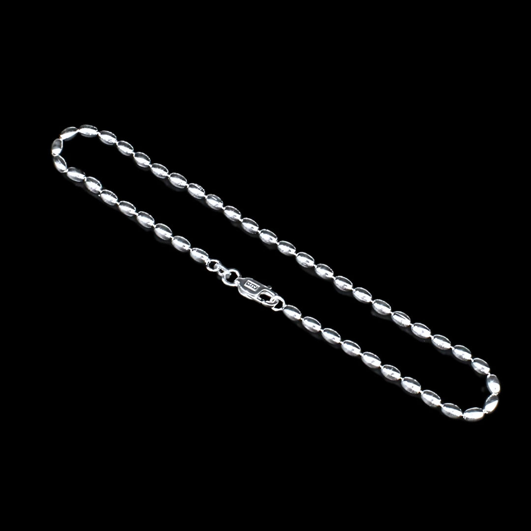 Silver Sweet Look Anklet in Oval Ball Design 