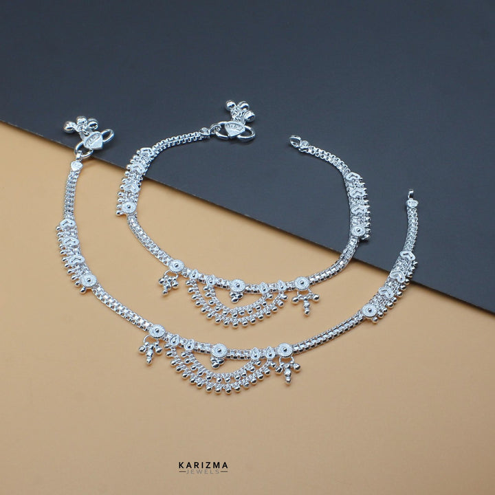 Silver Unique Vibe Anklet