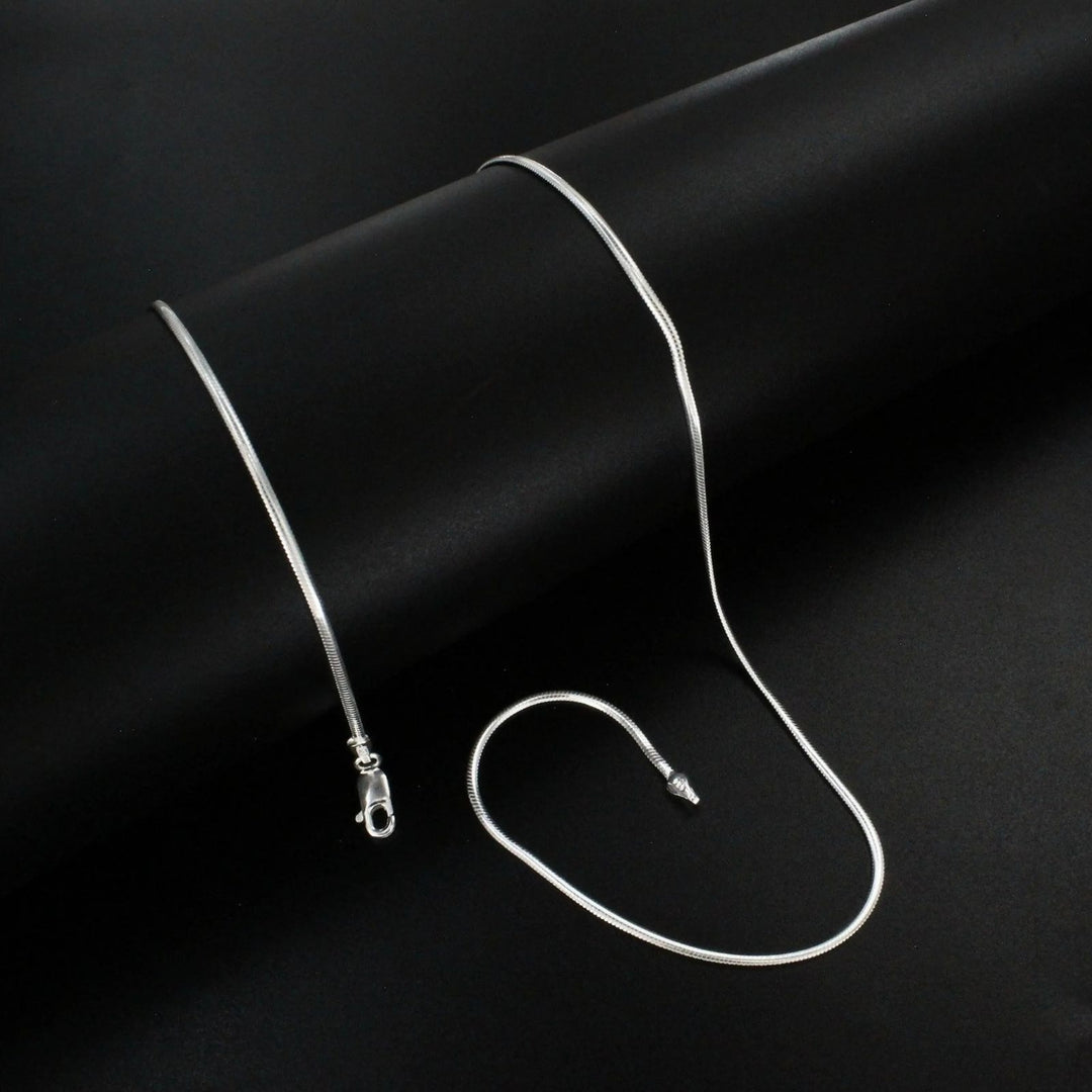 18" 925 Sterling Silver women snake style Neck Chain