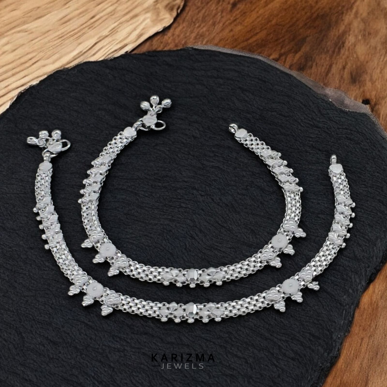 Silver payal price and design online