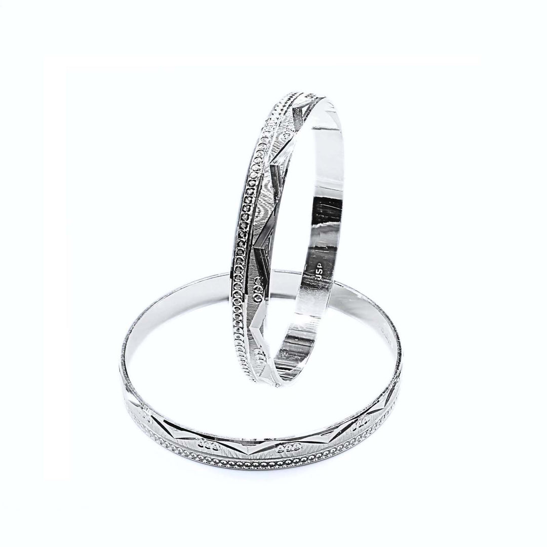 990 Real Silver Women gifiting jewellery Bangles Bracelet (Kangan)- Pair