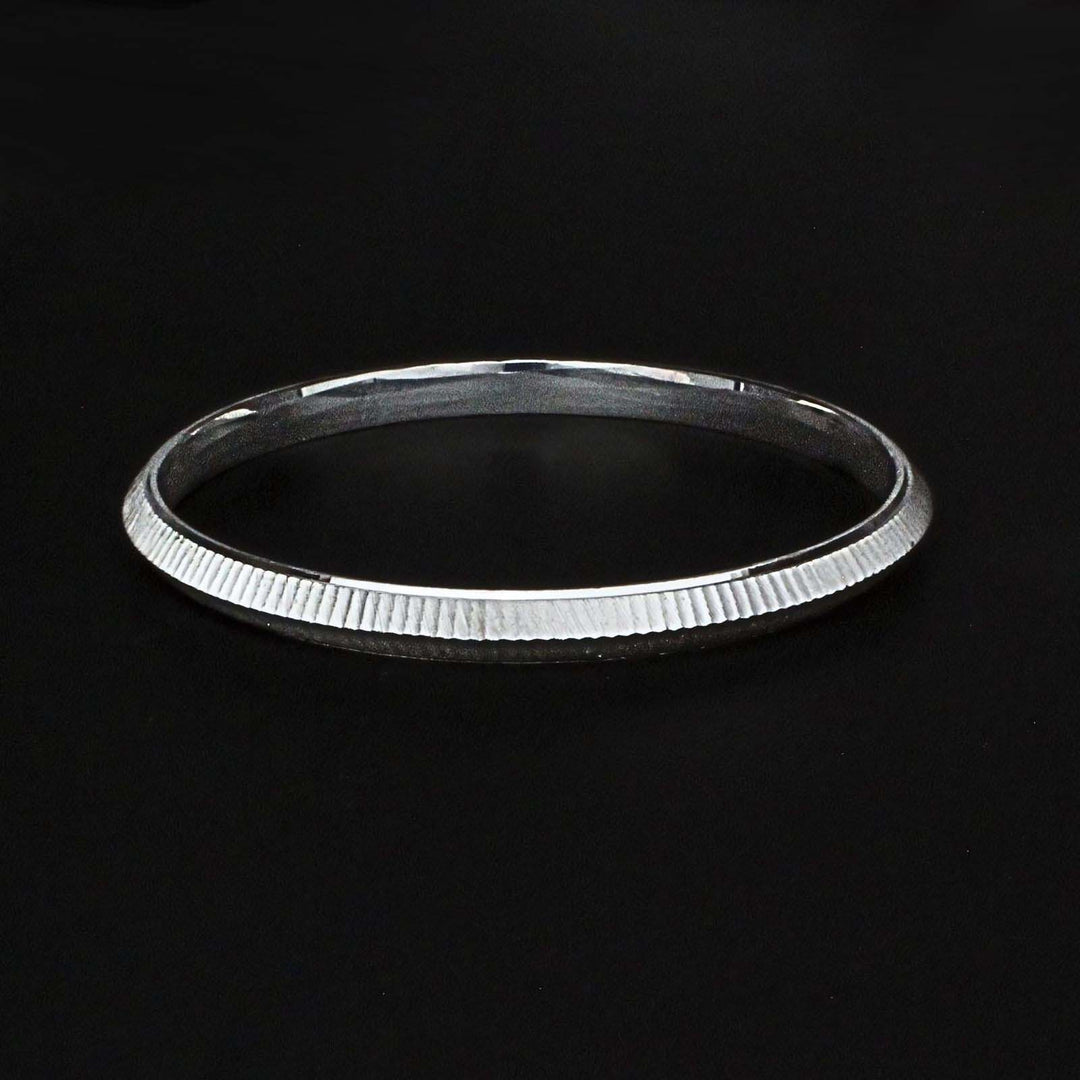 Silver Elegant Men's Bangle 