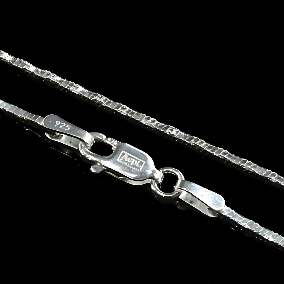 925 Sterling Silver Unisex Gorgeous Neck Chain 18"