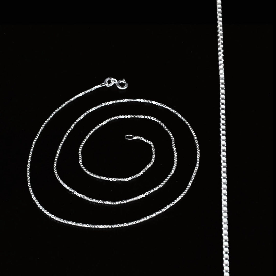 Indian style 925 Sterling Silver Light weight Unisex Neck Chain 18"