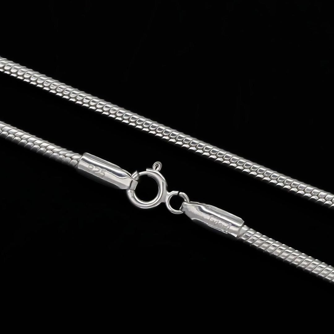 925 Sterling Silver Unisex Excellent snake style Neck Chain 22"