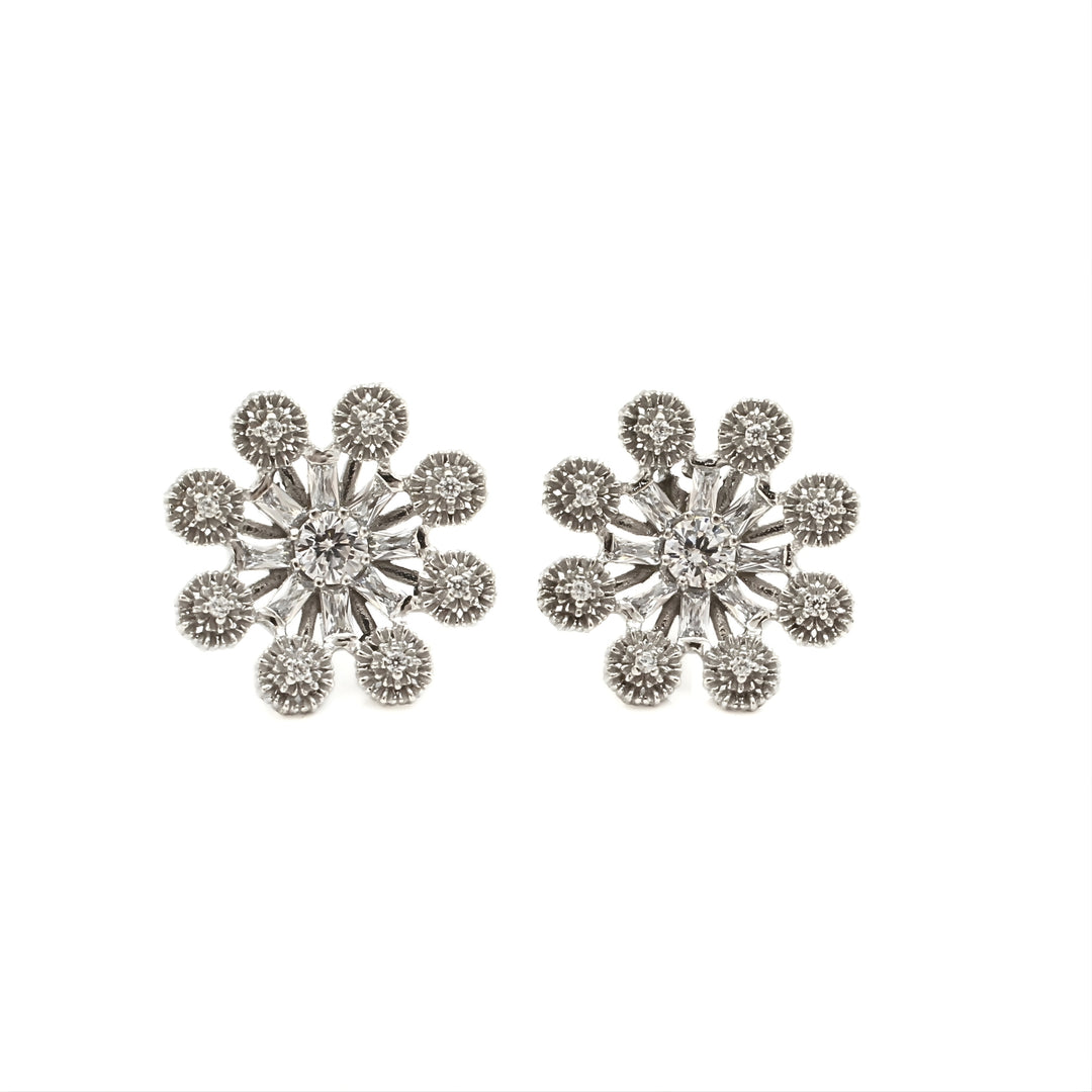 Unique 925 Sterling Silver White CZ Flower Studs Earrings