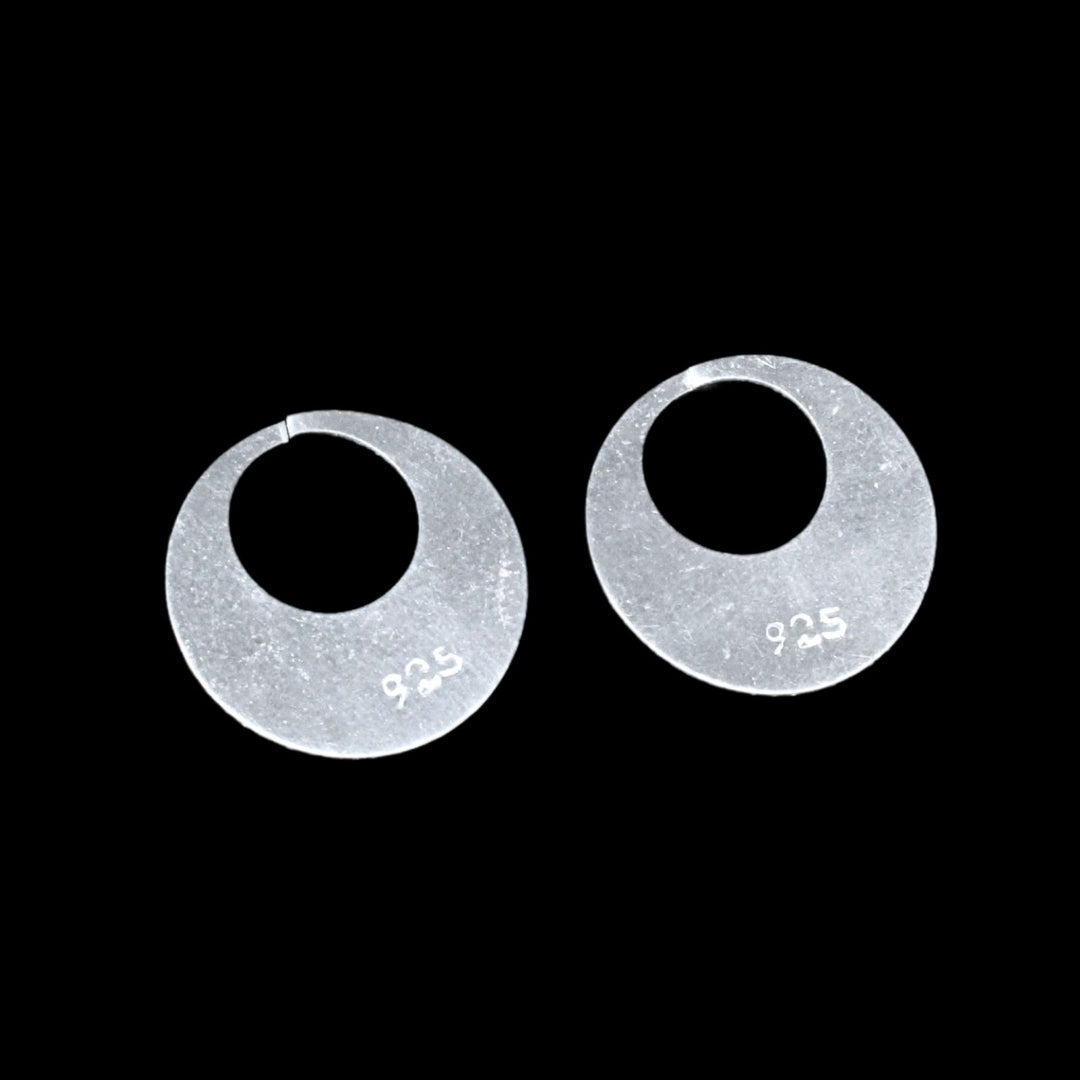 Real Silver Round Moon Shaped fabulous Nattiyan (Nanti) men women earring