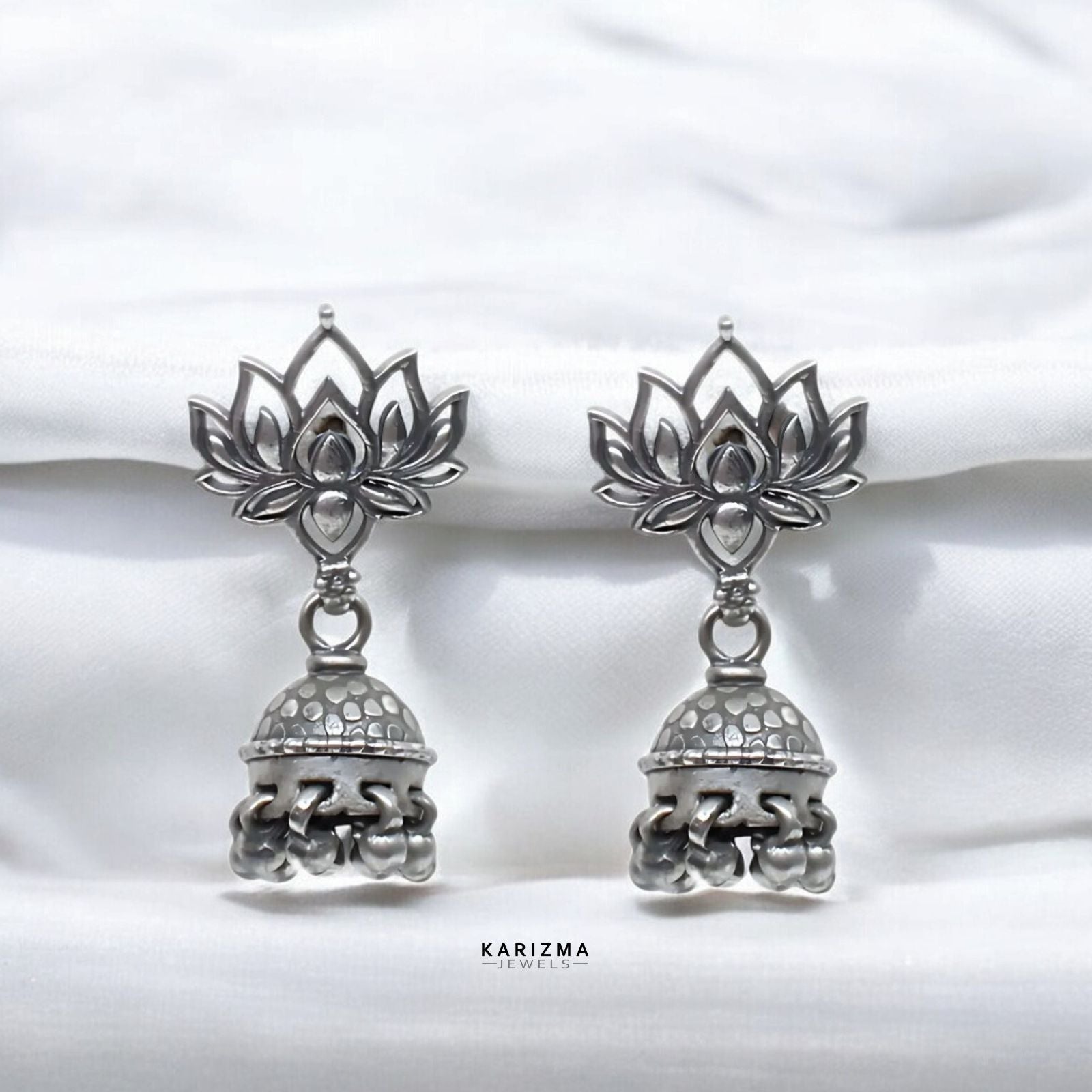 Oxidized Sterling Silver Lotus Flower Stud Earrings 並行輸入品