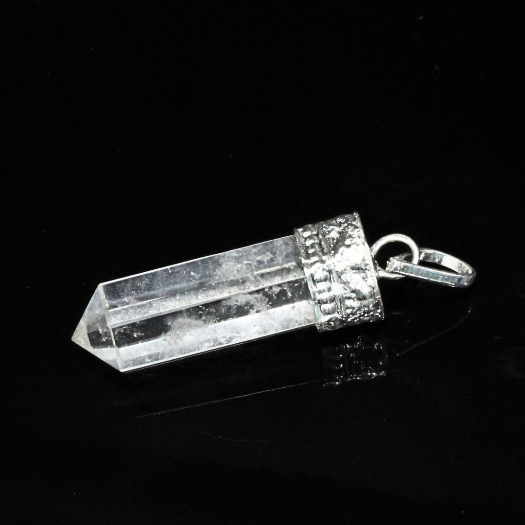23.7Ct Natural Quartz Crystal Healing Point Pencil Pendant