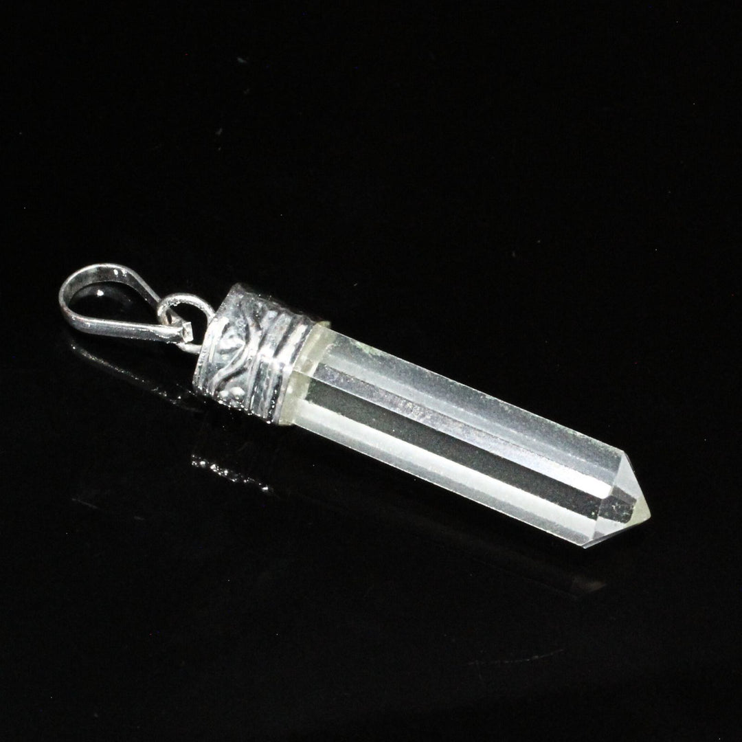 16.6Ct Natural Quartz Crystal Healing Point Pencil Pendant