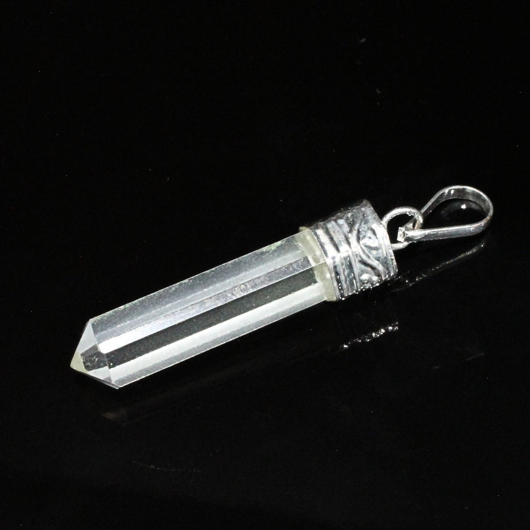 16.6Ct Natural Quartz Crystal Healing Point Pencil Pendant