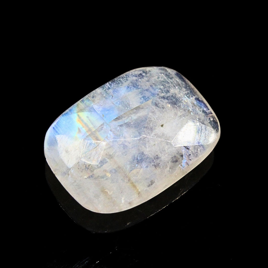4.6Ct Natural Rainbow Moonstone Cushion Cut Gemstone