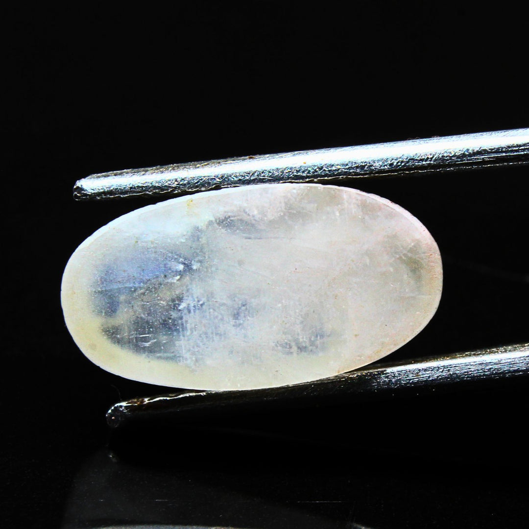 3.9Ct Natural Rainbow Moonstone Oval Cabochon Loose Gemstone