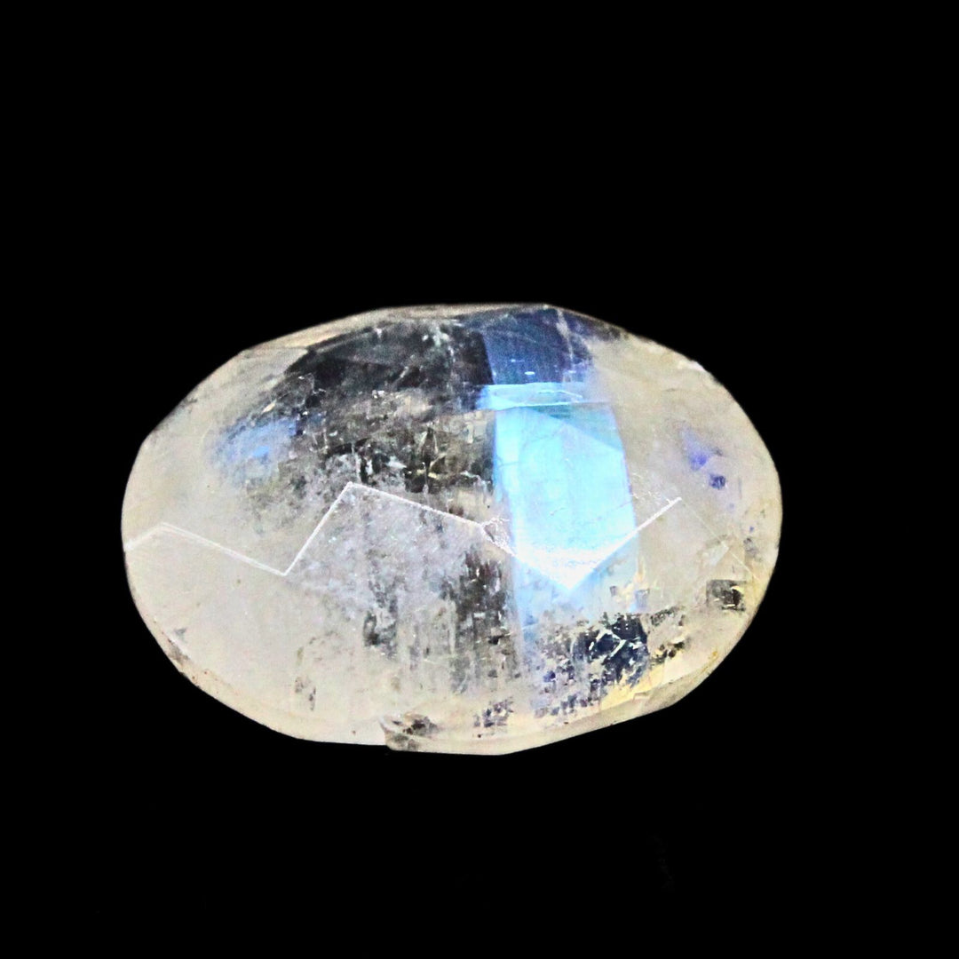 3.8Ct Natural Rainbow Moonstone Oval Cut Gemstone