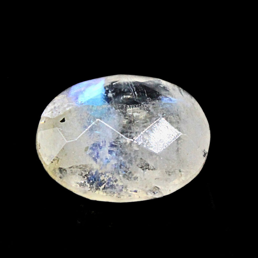 3.8Ct Natural Rainbow Moonstone Oval Cut Gemstone