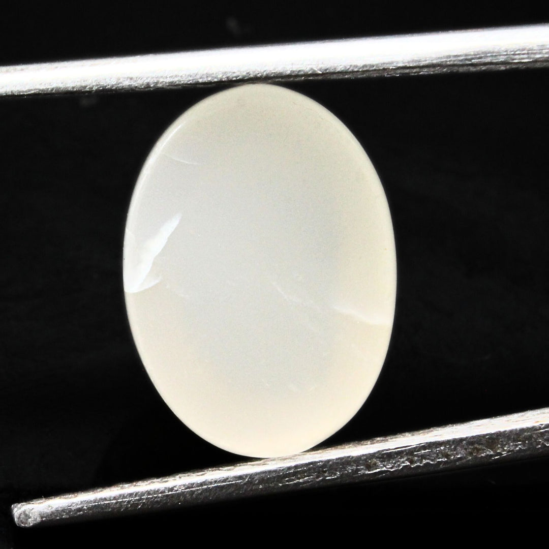 4.8Ct Natural Cloudy white Moonstone Oval Rashi Gemstone