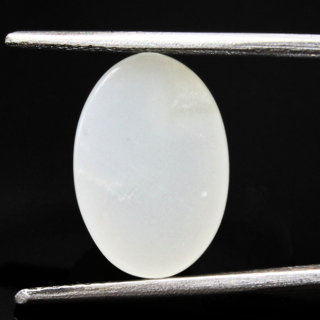 5.7Ct Natural Cloudy white Moonstone Oval Rashi Gemstone