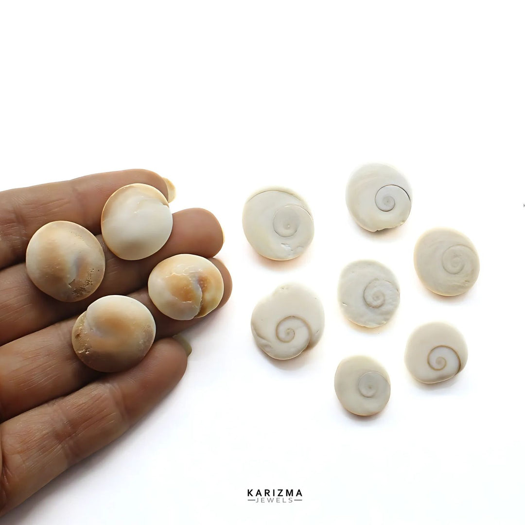 Natural White Round Gomti Chakra River Stones