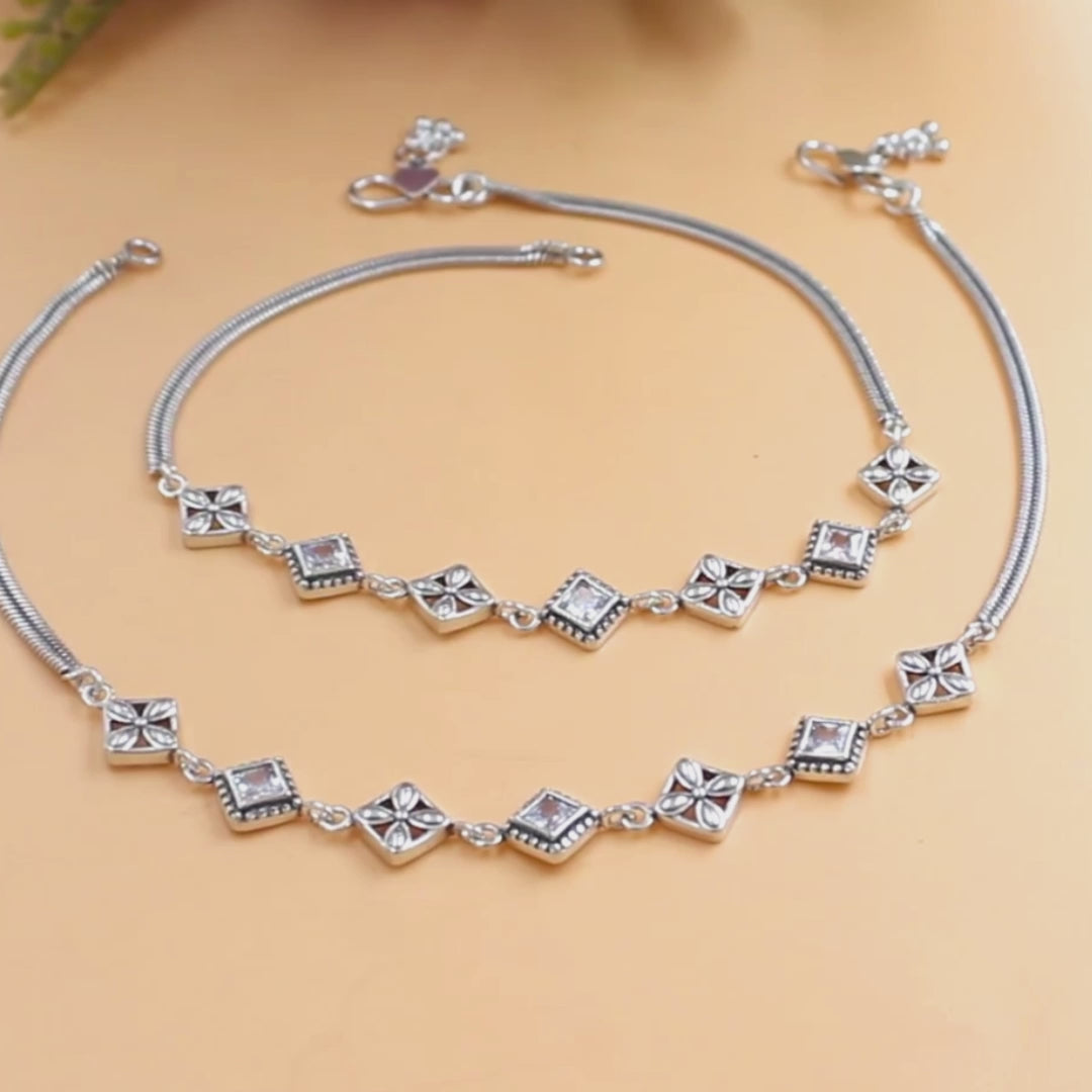 925 Sterling Silver White CZ Oxidised Floral stone-studded Anklet Pair 10"
