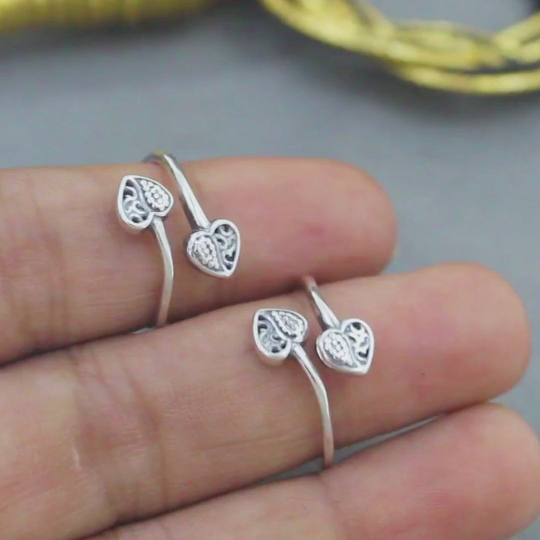 925 Real Sterling Silver Indian women Heart design Oxidized Toe Ring - Pair