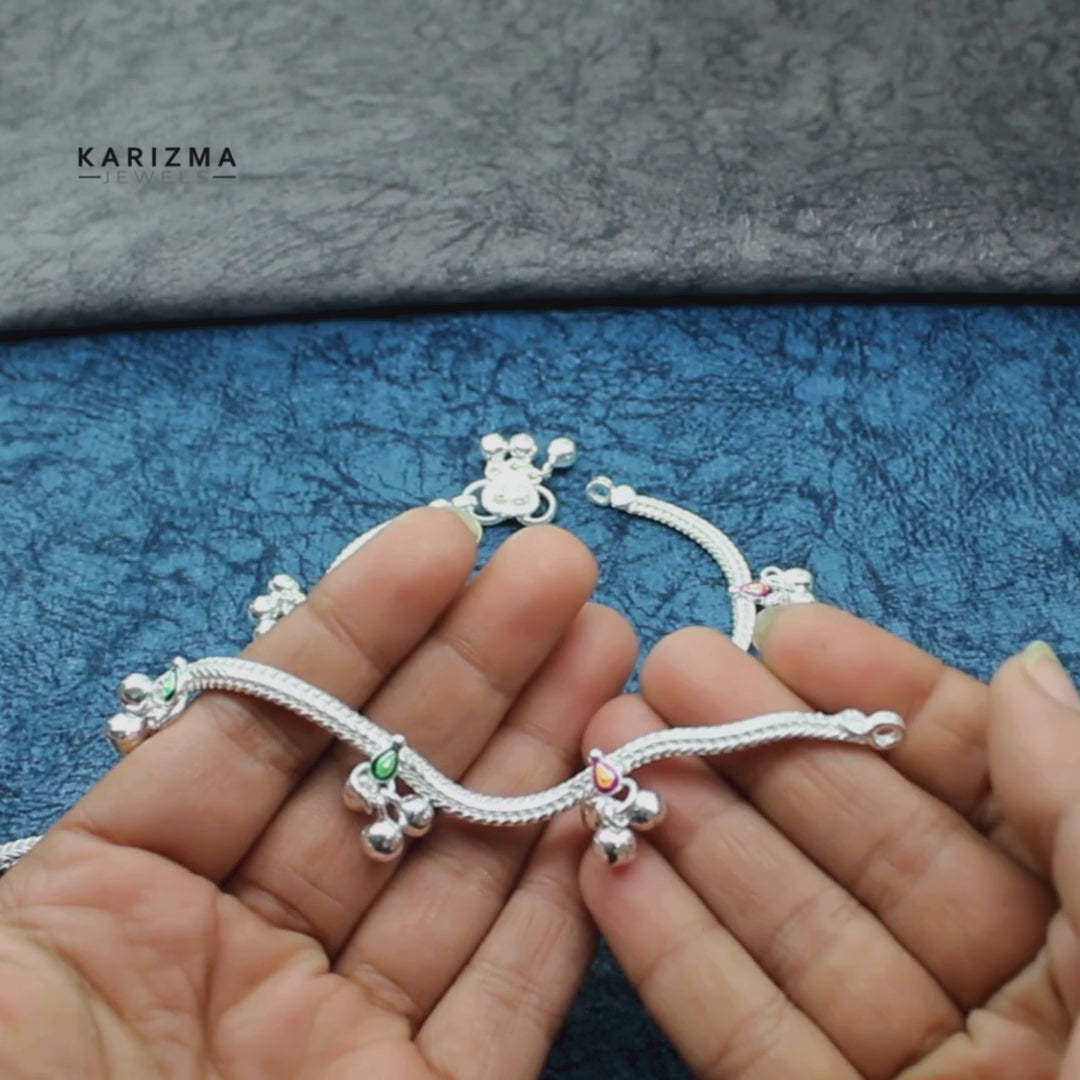 Anklets - Design Features| Kalyan Jewellers Blog