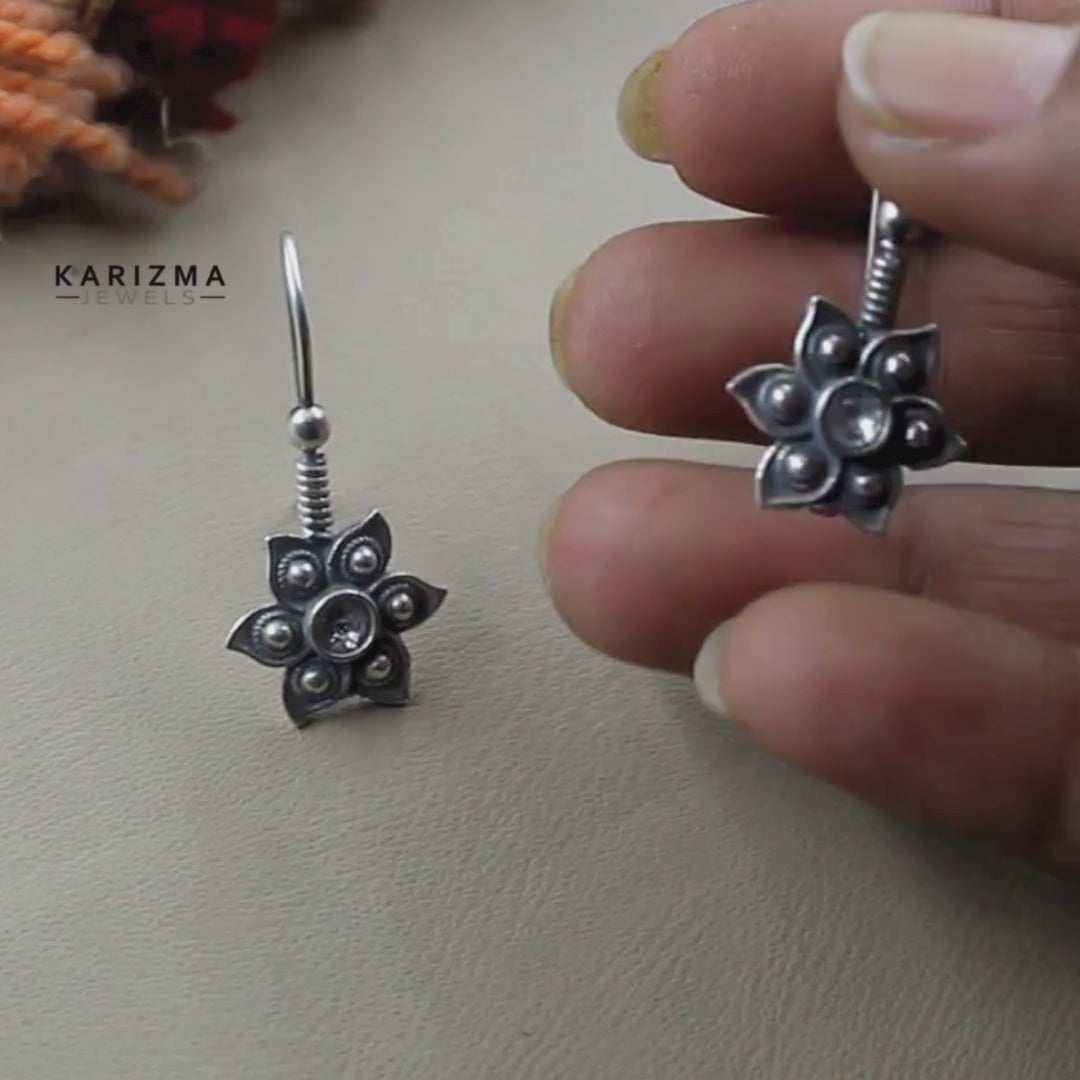 Cute Girls Style Real Silver Oxidized White Floral Earring