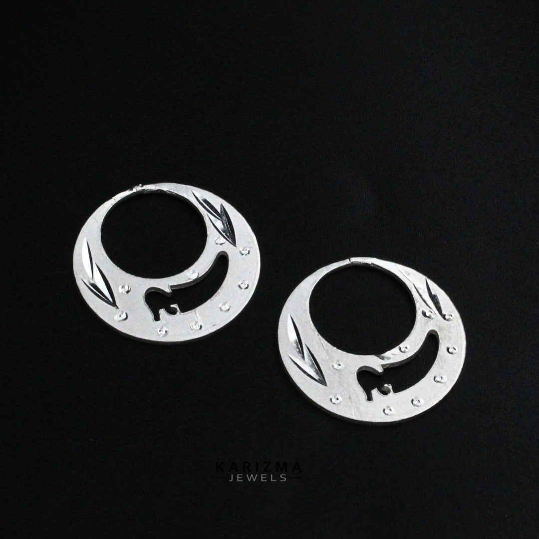 Unique Real Sterling Silver Round Moon Shaped Nattiyan (Nanti) earring for Men