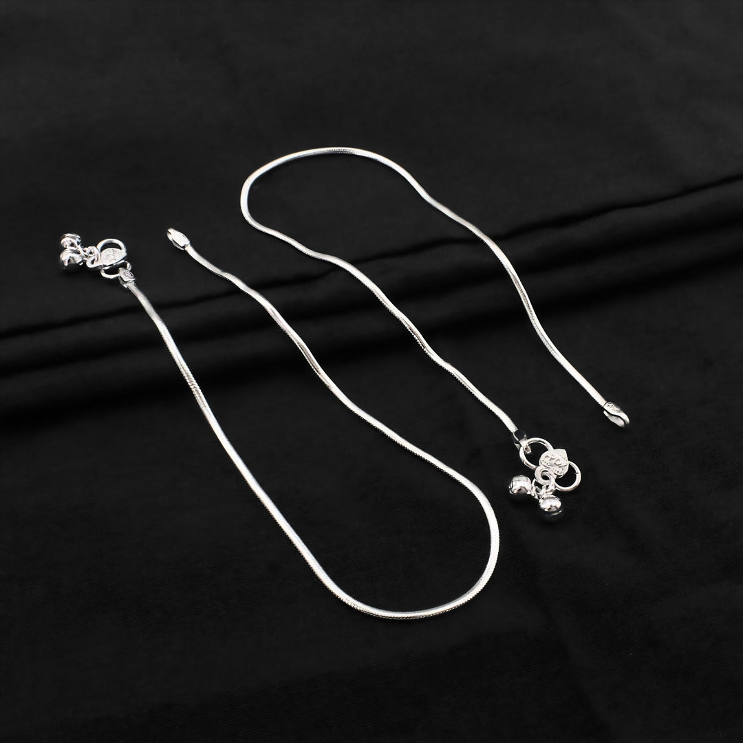 Elegant Flat Snake Pattern Anklet for Daily Wear