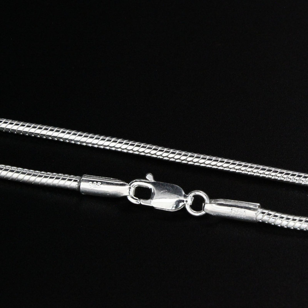 925 Sterling Silver excellent snake link Necklace chain 20"