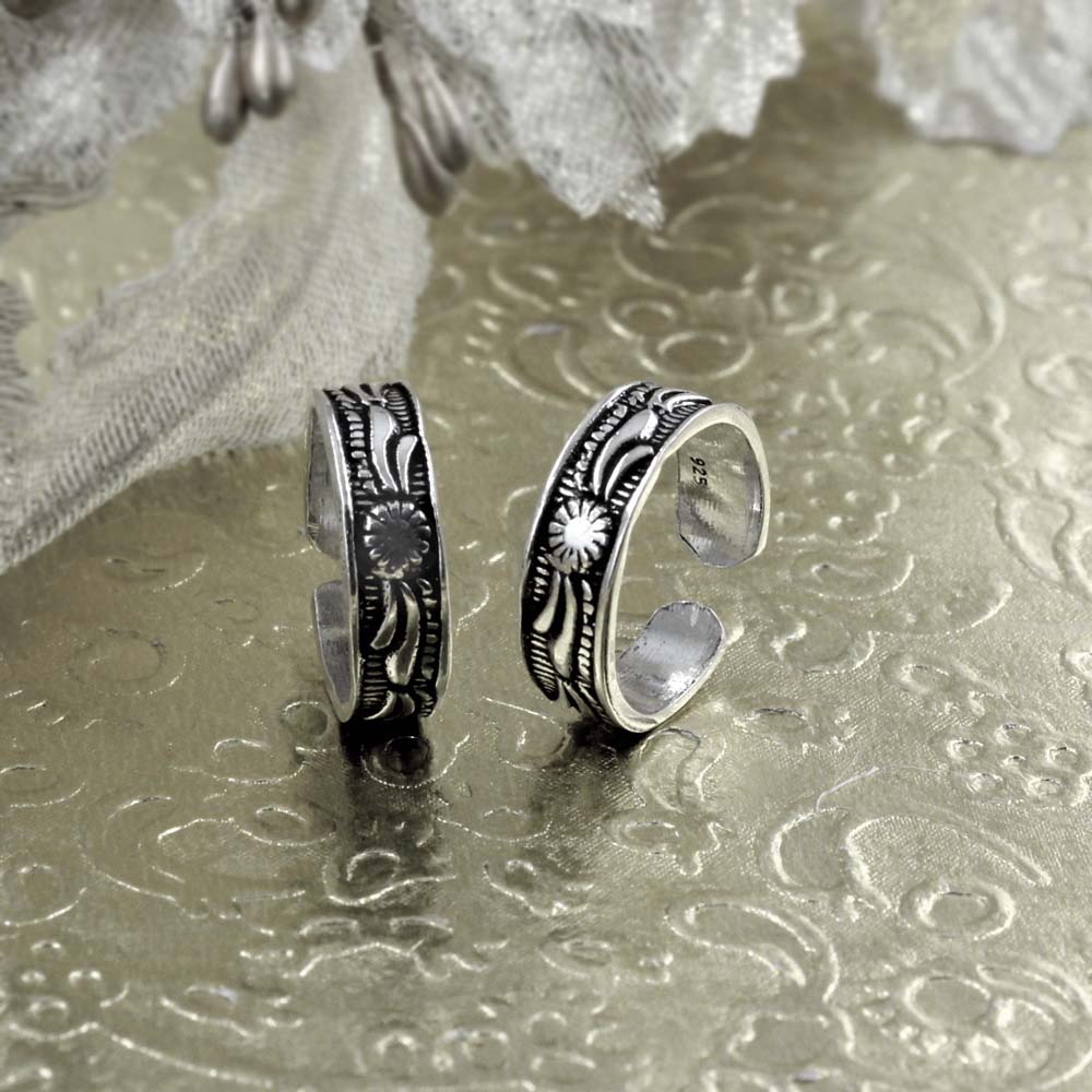 Beach Wear 925 Silver Antique finish foot toe rings band - Pair