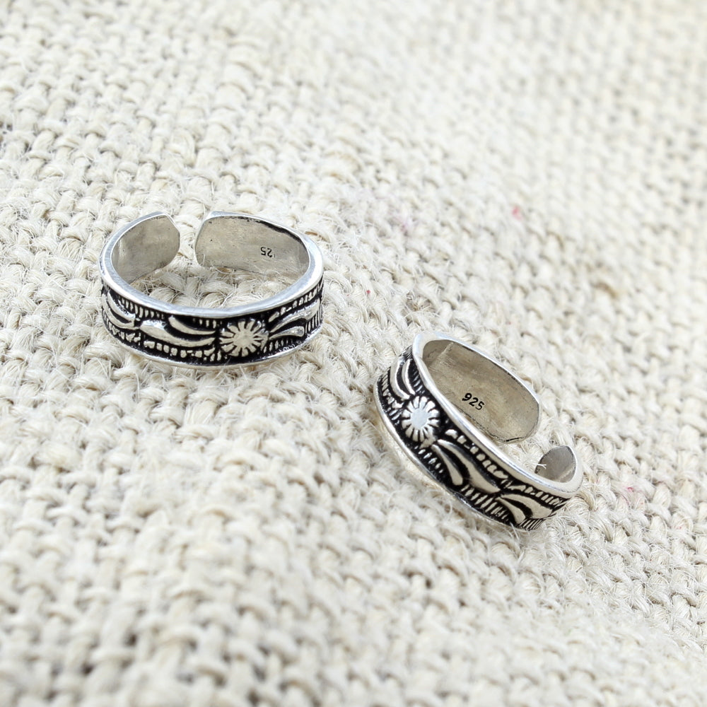 Beach Wear 925 Silver Antique finish foot toe rings band - Pair