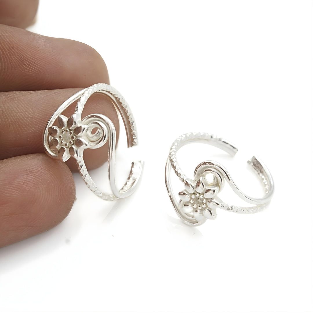 Trendy 925 Real Sterling Silver women Floral Toe Ring - Pair