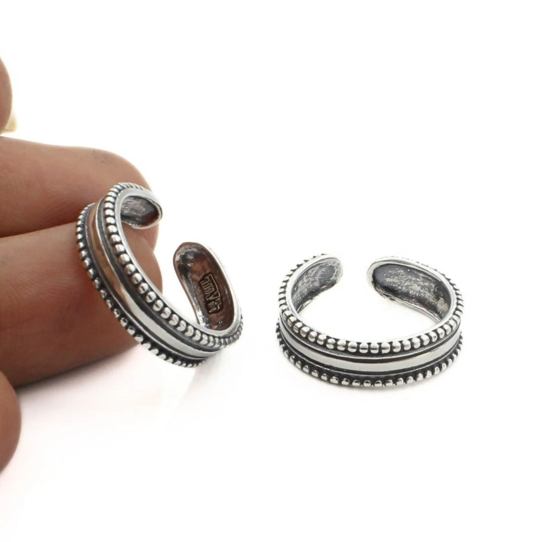 Simple Design 925 Real Sterling Silver women Oxidized band Toe Ring - Pair