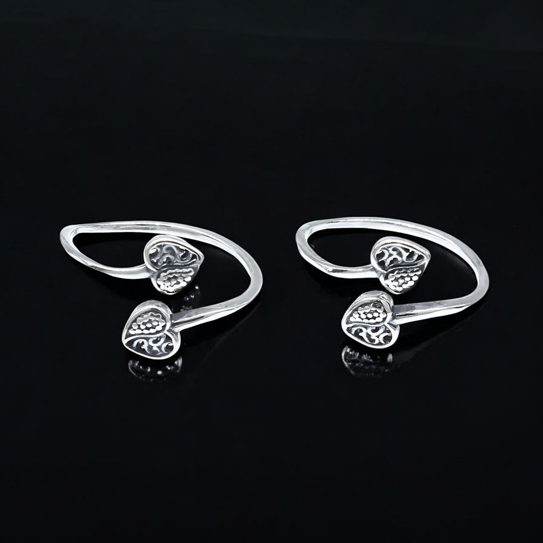 925 Real Sterling Silver Indian women Heart design Oxidized Toe Ring - Pair
