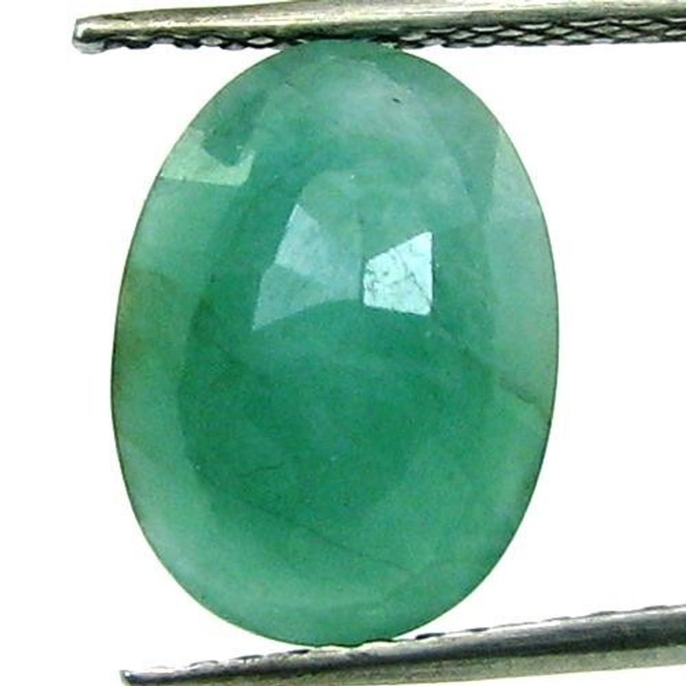Certified 3.85Ct  Natural Green Emerald (Panna) Oval Cut  Gemstone