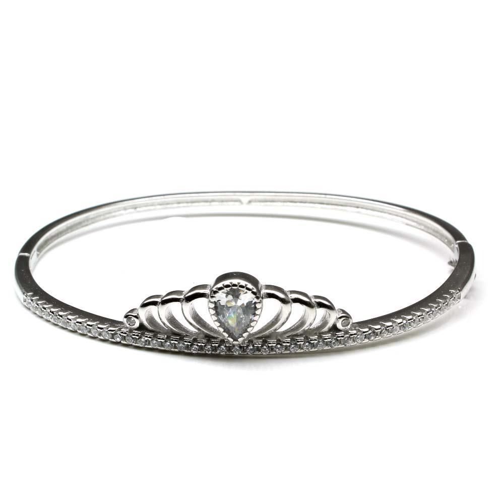Adjustable silver light weight bangle for girls