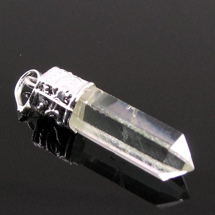 18.5Ct-Natural-Quartz-Crystal-Healing-Point-Pencil-Pendant