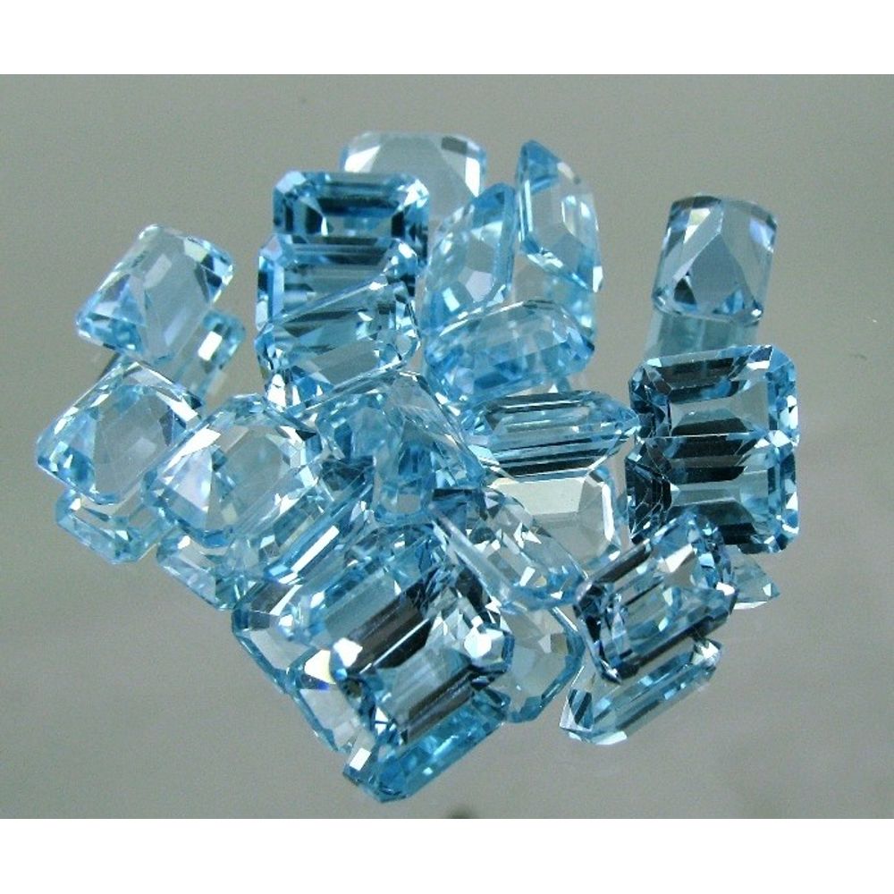 Fine-Quality-10ct-Natural-Blue-Topaz-Pear-Faceted-Gemstone