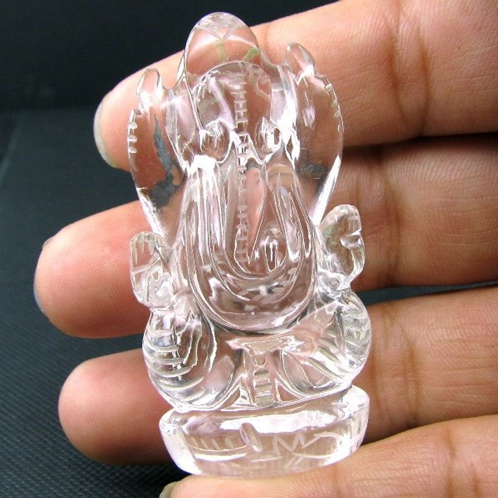 Top Quality 146.8Ct Clear Crystal Quartz Sphetic Carved Ganesha Statue Idol
