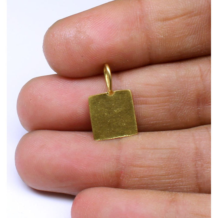 pure-gold-square-piece-pendant-for-lal-kitab-red-book-remedy