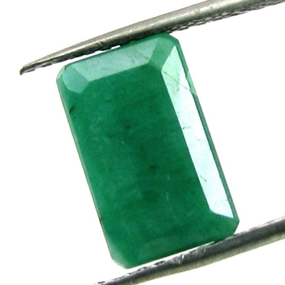 Certified 4.27Ct Natural Green Emerald (Panna) Rectangle Cut Gemstone
