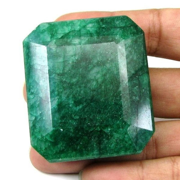 Rare-Huge-425Ct-Natural-Brazilian-Green-Emerald-Faceted-Gemstone