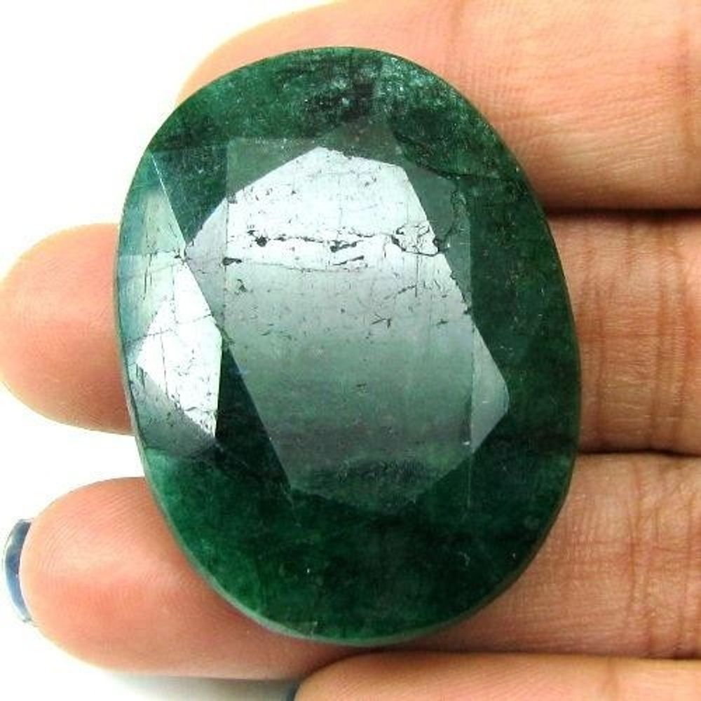 111Ct-Natural-Brazilian-Green-Emerald-Oval-Shape-Faceted-Gemstone