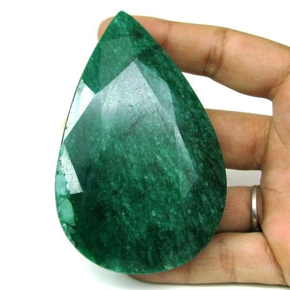 Rare-Huge-623Ct-Natural-Brazilian-Green-Emerald-Pear-Shape-Faceted-Gemstone