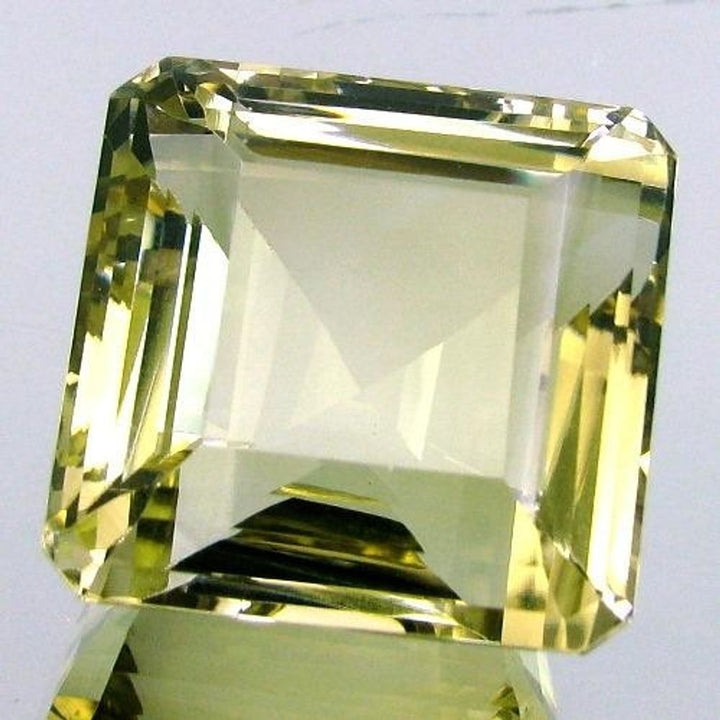 Superb A+ 95.5Ct Clear Fine Naturtal Lemon Quartz Emerald Faceted Gemstone