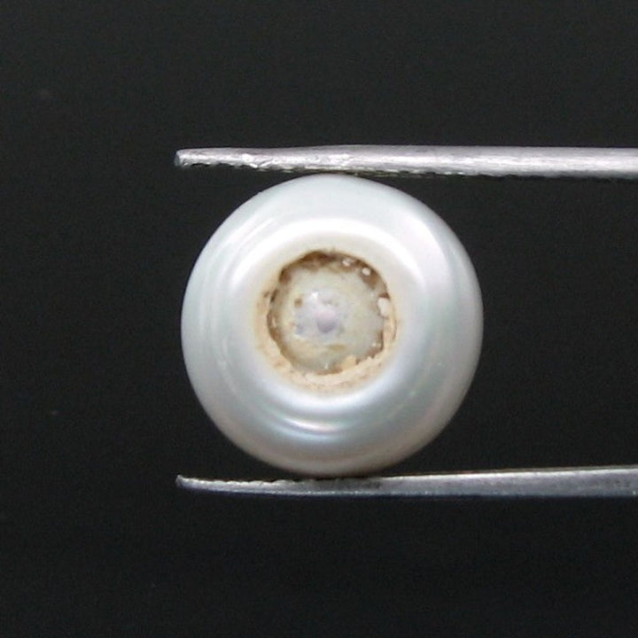 9.45Ct Natural White Uneven Pearl (Commercial Grade)