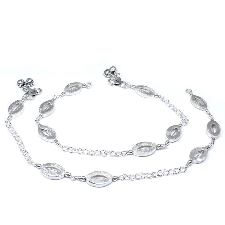 Silver Unique Vibe Anklet For Girls and Women 
