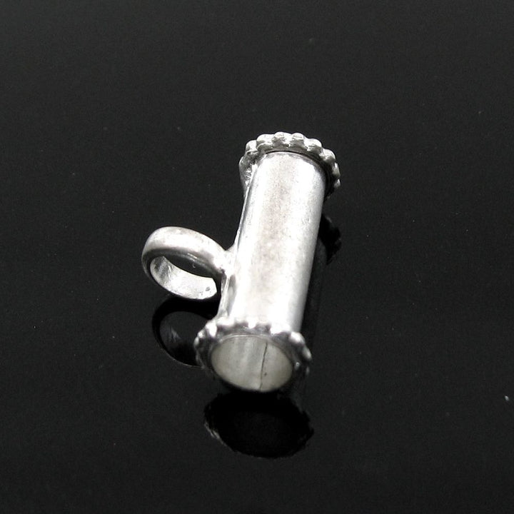 Singi Hollow pipe Pendant in Silver
