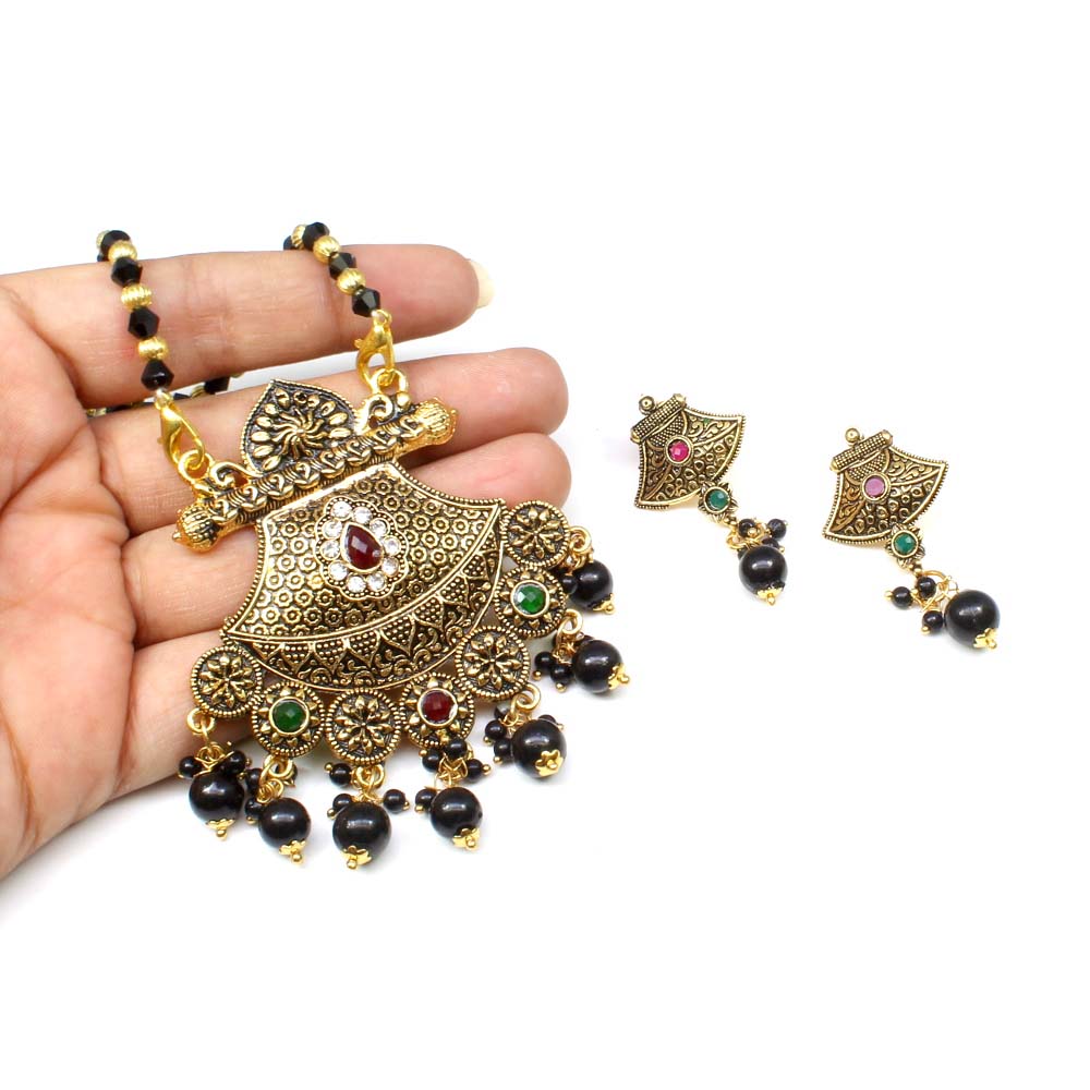 Black Beads Design Golden Plated Necklace Set - African Boutique
